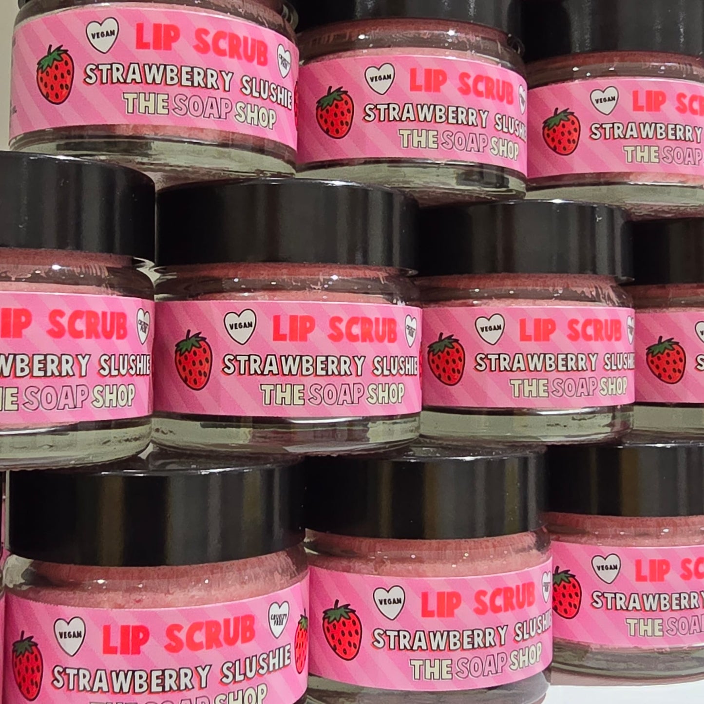 Strawberry slushie lip scrub 15g